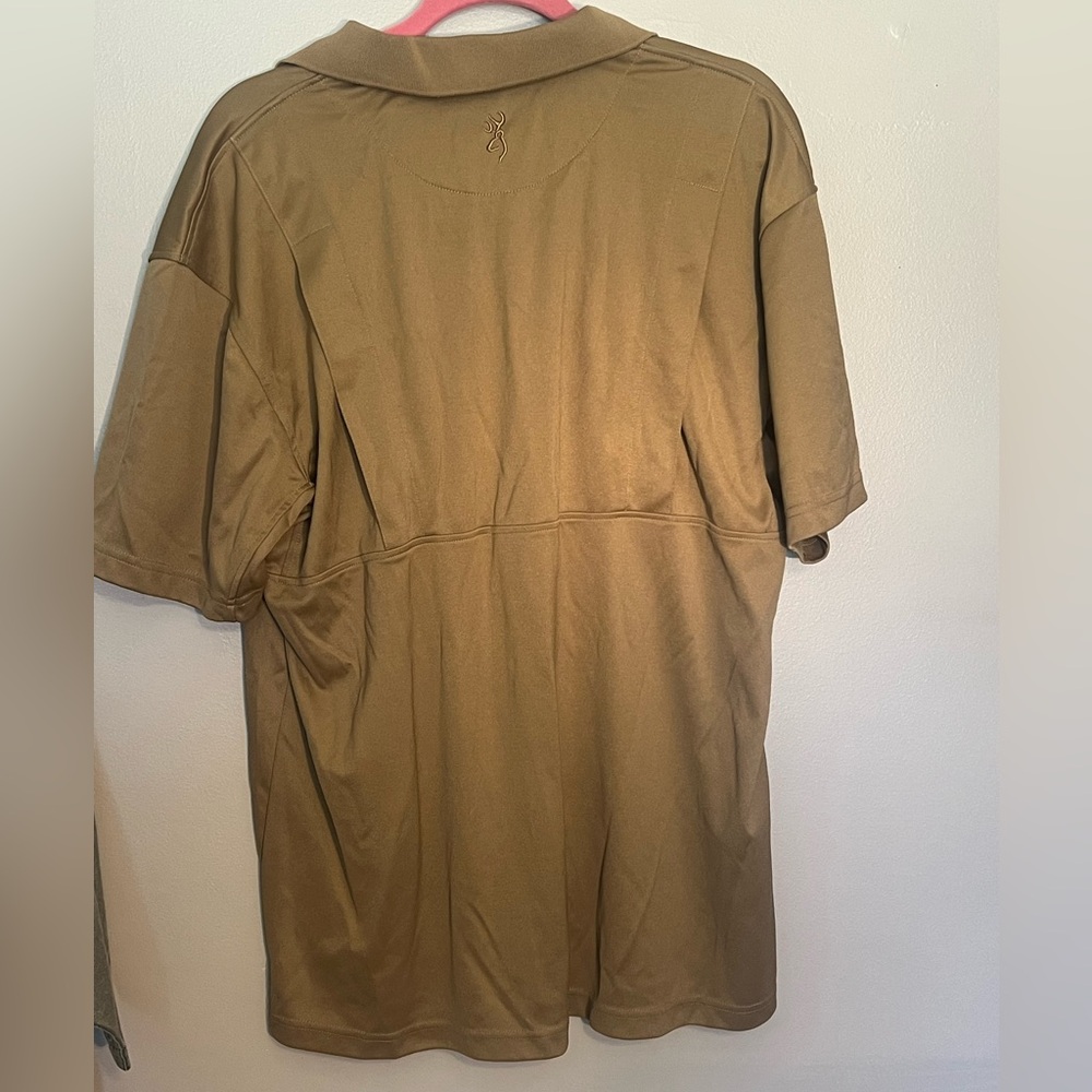 L Browning tan polo with logo